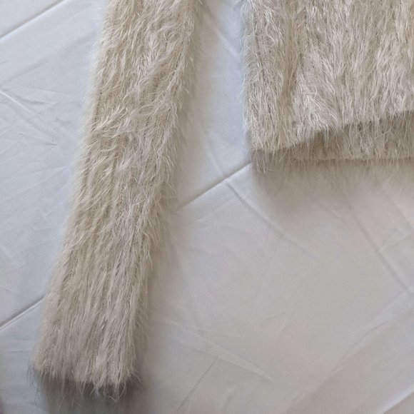 Bebe V Neck Fuzzy Sweater - Picture 4 of 7